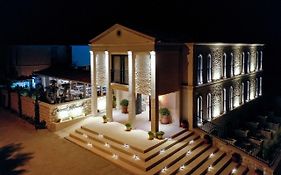 Cemal Alacati Butik Hotel